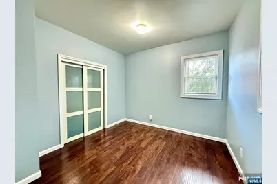 8 Avenue B, Haledon, NJ 07508 - Photo 5