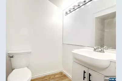 121 Surrey Court, Ramsey, NJ 07446 - Photo 21