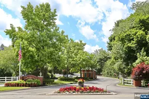 121 Surrey Ct, Ramsey, NJ 07446 - Photo 23