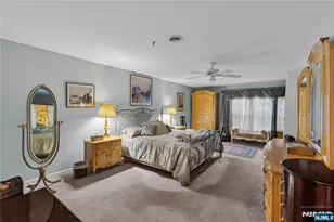 25 Mayer Dr, Clifton, NJ 07012 - Photo 17