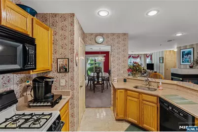 25 Mayer Drive, Clifton, NJ 07012 - Photo 13