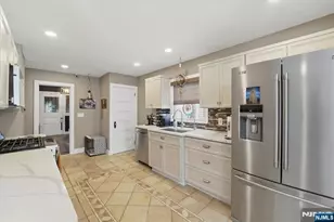 486 Devon St, Kearny, NJ 07032 - Photo 15