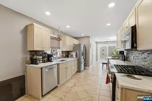 486 Devon St, Kearny, NJ 07032 - Photo 13