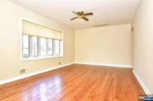 247 Rafkind Rd, Bloomingdale, NJ 07403 - Photo 5