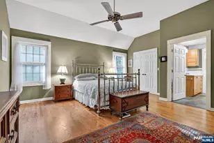 33 Shawnee Pkwy, Jefferson Township, NJ 07885 - Photo 15