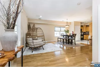 351 Broad Street 405 #405, Elizabeth, NJ 07202 - Photo 3