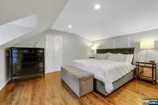 916 Colonial Rd, Franklin Lakes, NJ 07417 - Photo 21