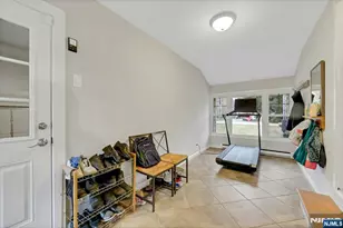 916 Colonial Rd, Franklin Lakes, NJ 07417 - Photo 29