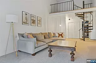 19 Sunrise Dr, Long Hill Township, NJ 07933 - Photo 5