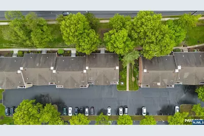 19 Sunrise Drive, Long Hill Township, NJ 07933 - Photo 29