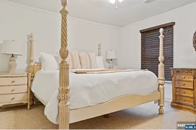 19 Sunrise Drive, Long Hill Township, NJ 07933 - Photo 9