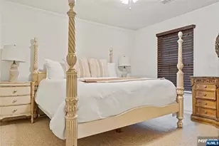 19 Sunrise Dr, Long Hill Township, NJ 07933 - Photo 9