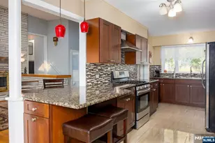 23A Highland Ave, Bloomingdale, NJ 07403 - Photo 9