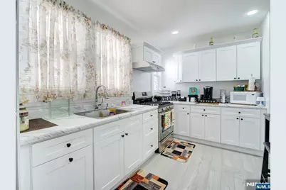 173 Hornblower Avenue, Belleville, NJ 07109 - Photo 11
