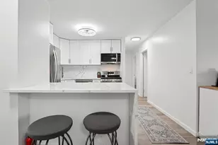 555 North Ave 22-D, Fort Lee, NJ 07024 - Photo 5