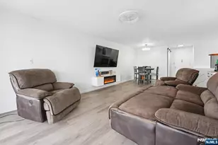 555 North Ave 22-D, Fort Lee, NJ 07024 - Photo 7