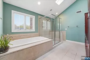 605 Craig Ave, Paramus, NJ 07652 - Photo 39