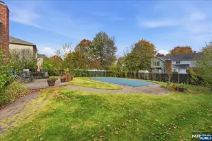 605 Craig Ave, Paramus, NJ 07652 - Photo 45
