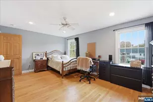 605 Craig Ave, Paramus, NJ 07652 - Photo 33