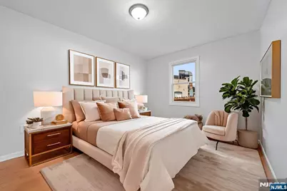 12 Bayview Avenue, Jersey City, NJ 07305 - Photo 5