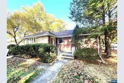 14 Oaklynn Place, Glen Rock, NJ 07452 - Photo 1