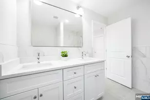 510 Anthony Ct, Lyndhurst Township, NJ 07071 - Photo 17