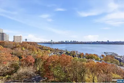 4 Horizon Road 1006 #1006, Fort Lee, NJ 07024 - Photo 31