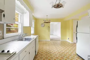 37 Filmore Ave, Livingston, NJ 07039 - Photo 9