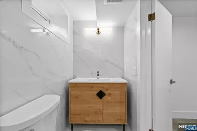 1107 Fairview Lane, Fort Lee, NJ 07024 - Photo 33