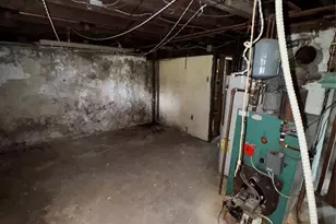 898 Lancaster Rd, Ridgefield, NJ 07657 - Photo 9