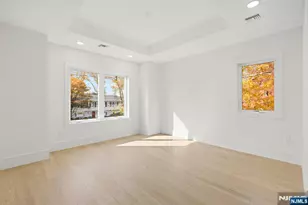 187 Brookfield Ave, Paramus, NJ 07652 - Photo 17