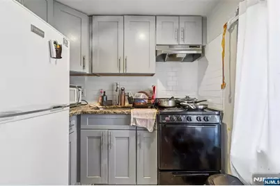99 Alexander Street, Newark, NJ 07106 - Photo 27