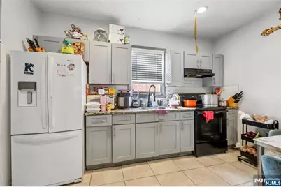 99 Alexander Street, Newark, NJ 07106 - Photo 13