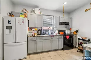 99 Alexander St, Newark, NJ 07106 - Photo 13
