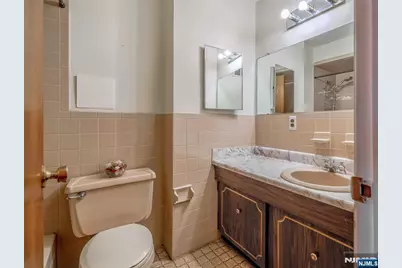 17A Garden Drive, Elmwood Park, NJ 07407 - Photo 17
