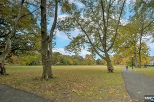 43 Llewellyn Ave, Bloomfield, NJ 07003 - Photo 25