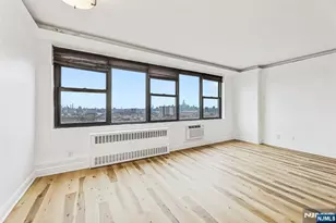 500 Central Ave 1605, Union City, NJ 07087 - Photo 9