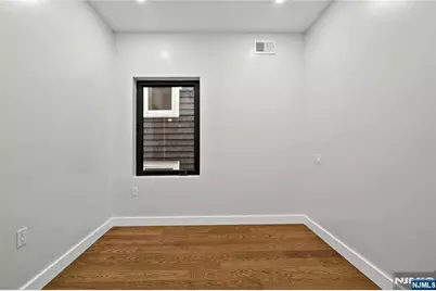 482 Kennedy Boulevard, Bayonne, NJ 07002 - Photo 15