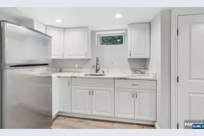 409 Warren Avenue, Ho Ho Kus, NJ 07423 - Photo 17