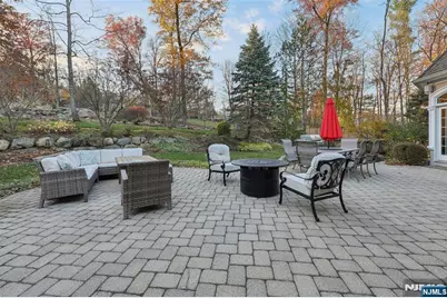 14 Henion Garden, Mahwah, NJ 07430 - Photo 29