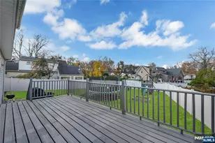 165 Mohawk Dr, River Edge, NJ 07661 - Photo 33
