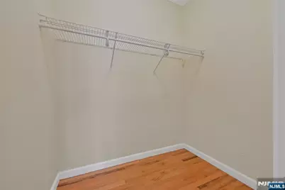 165 Mohawk Drive, River Edge, NJ 07661 - Photo 21