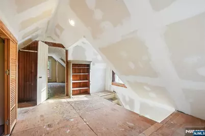 197 Fullerton Avenue, Montclair, NJ 07042 - Photo 25