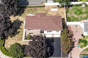 133 Morristown Pl, Paramus, NJ 07652 - Photo 39