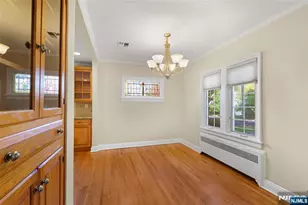 654 Suffern Rd, Teaneck Township, NJ 07666 - Photo 7