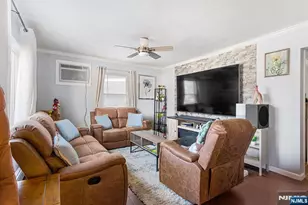 26 Voorhis Pl, Pequannock Township, NJ 07444 - Photo 3