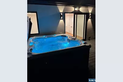 809 Jassamine 809 #809, Fort Lee, NJ 07024 - Photo 45