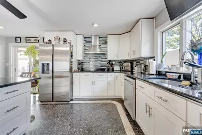 62 Grove Avenue, Rochelle Park Township, NJ 07662 - Photo 25