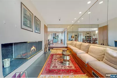 262 W Saddle River Road, Upper Saddle River, NJ 07458 - Photo 7