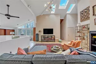 262 W Saddle River Rd, Upper Saddle River, NJ 07458 - Photo 11